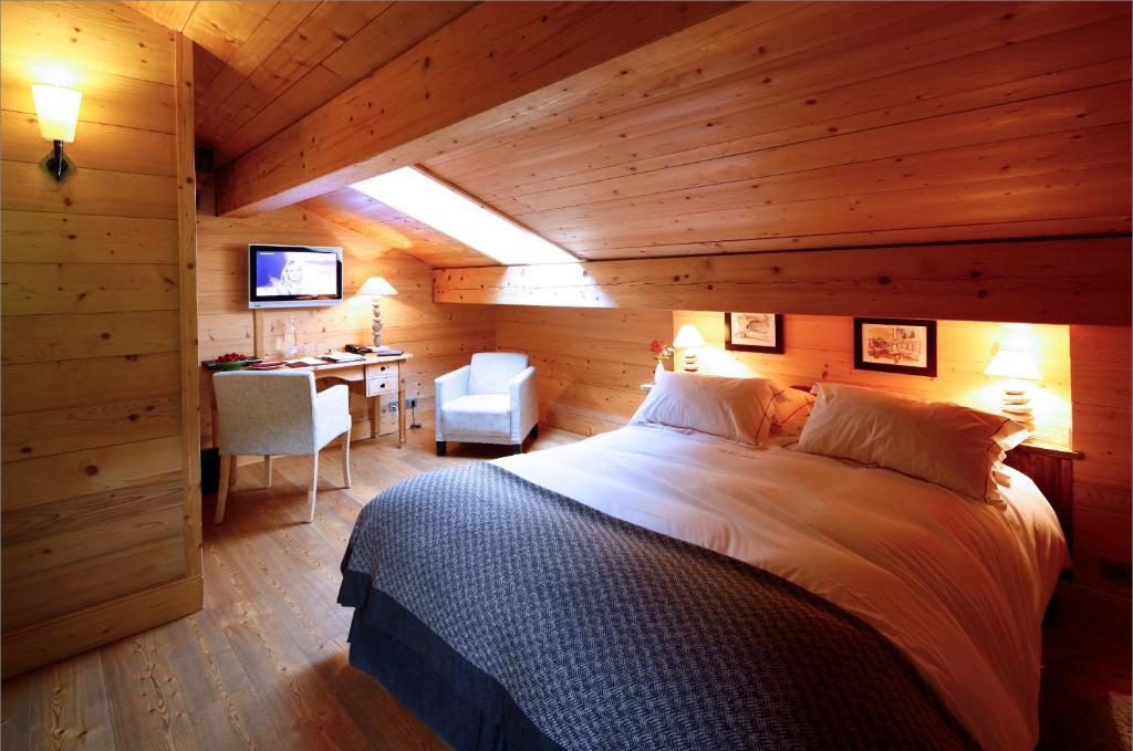 Hotel La Ferme Du Chozal, Chalet De Tradition 오틀루스 외부 사진